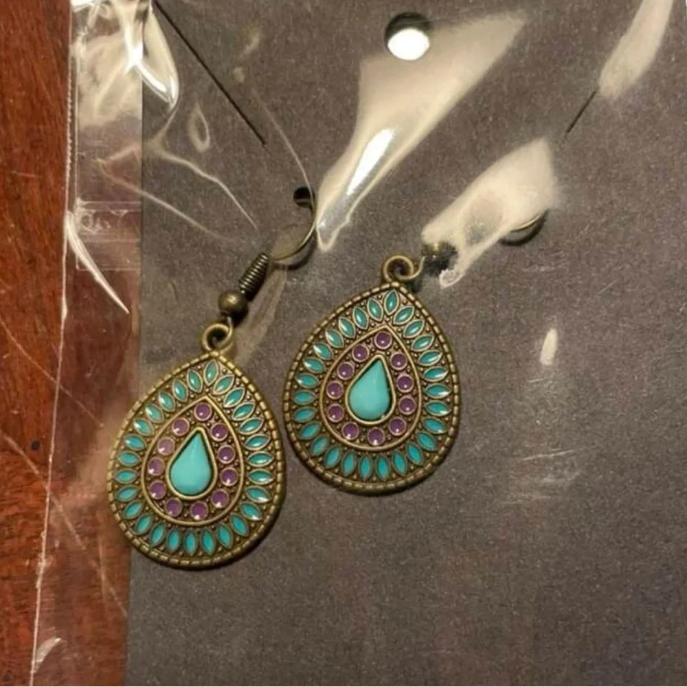 Fashion Jewelry beautiful teal